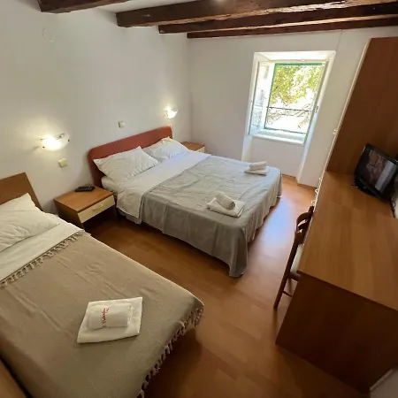 Valentino By Pag Tours Pag Town