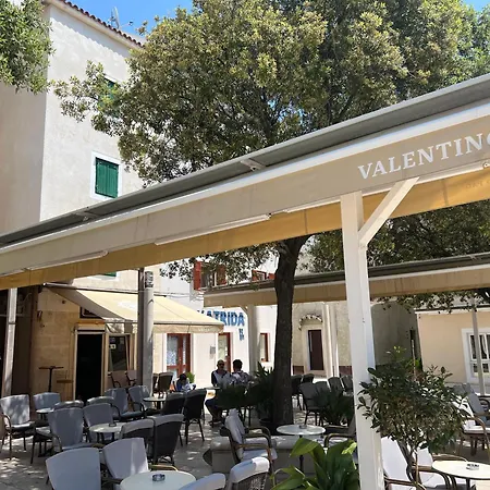 Apartment Valentino *