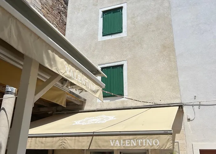 Valentino By Pag Tours Апартаменты