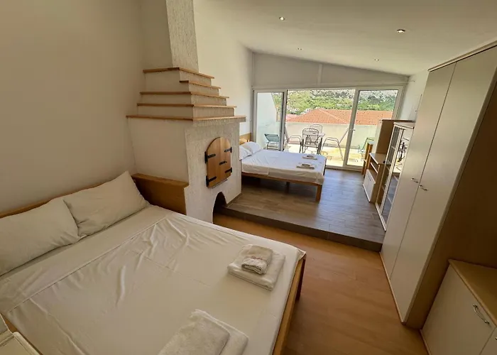 Valentino By Pag Tours *